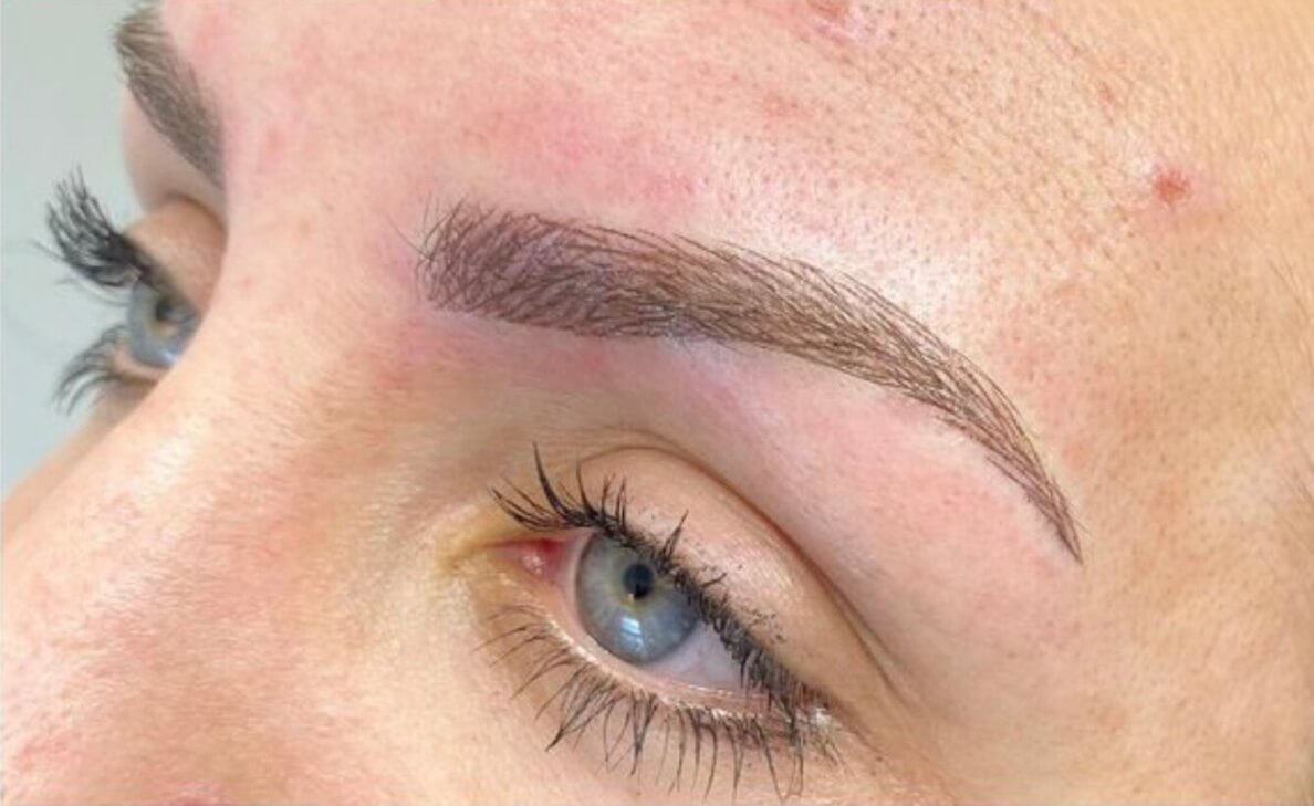 Hairstroke brow